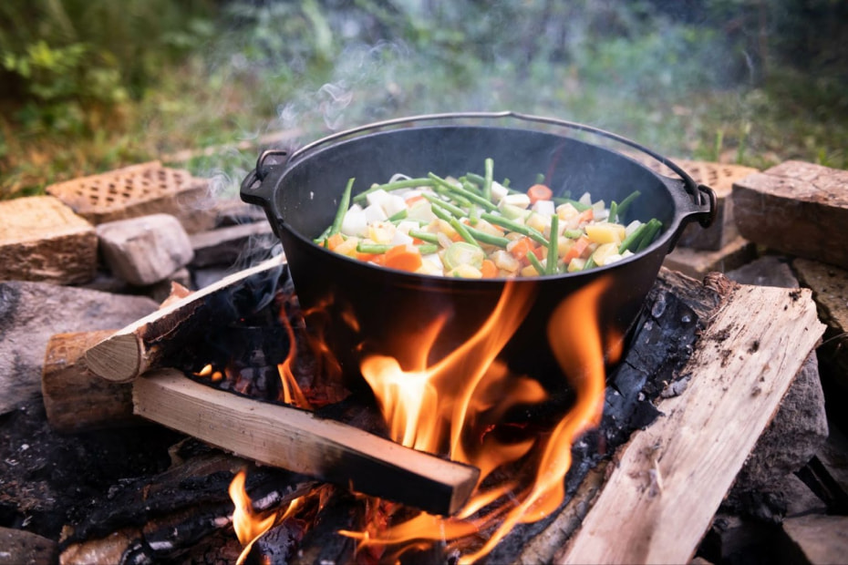 キャンプの醍醐味！大自然の中で料理を作る ー 簡単に出来上がるおすすめキャンプ料理3選