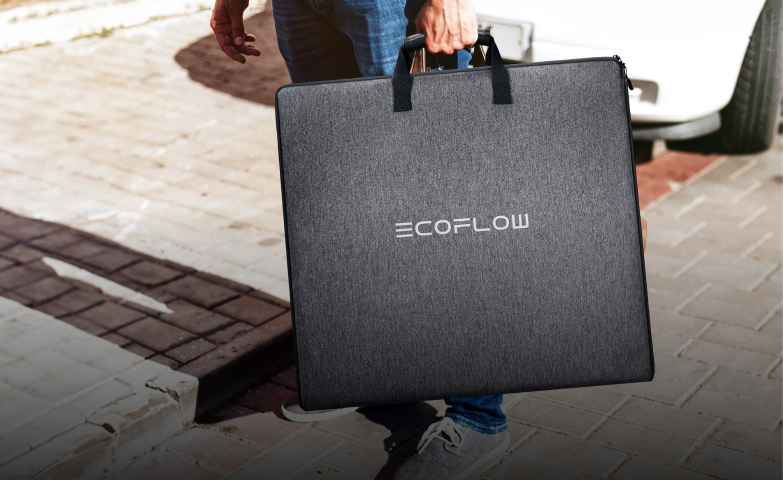 Lightweight
and compact